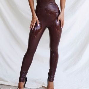 Brow latex leggings